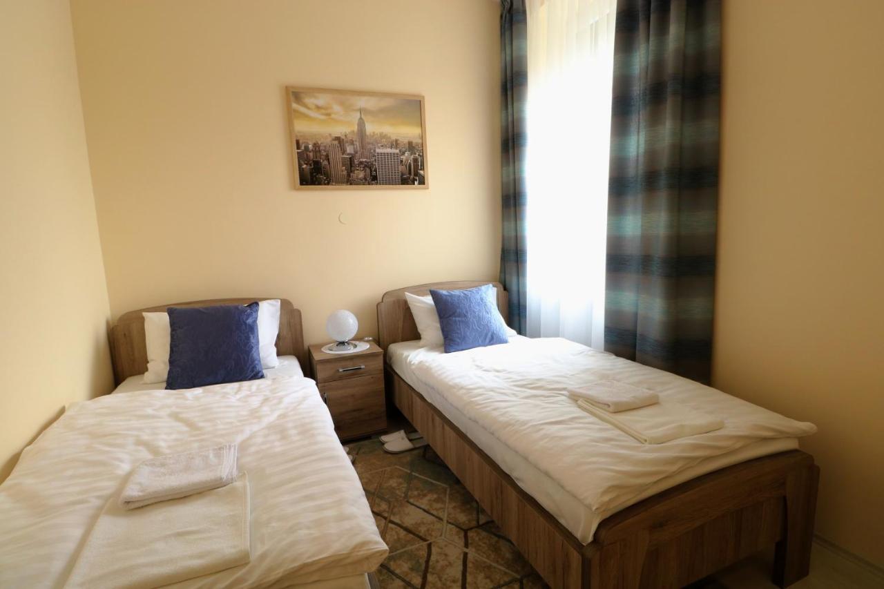 Classic Apartman Szeged Exterior photo